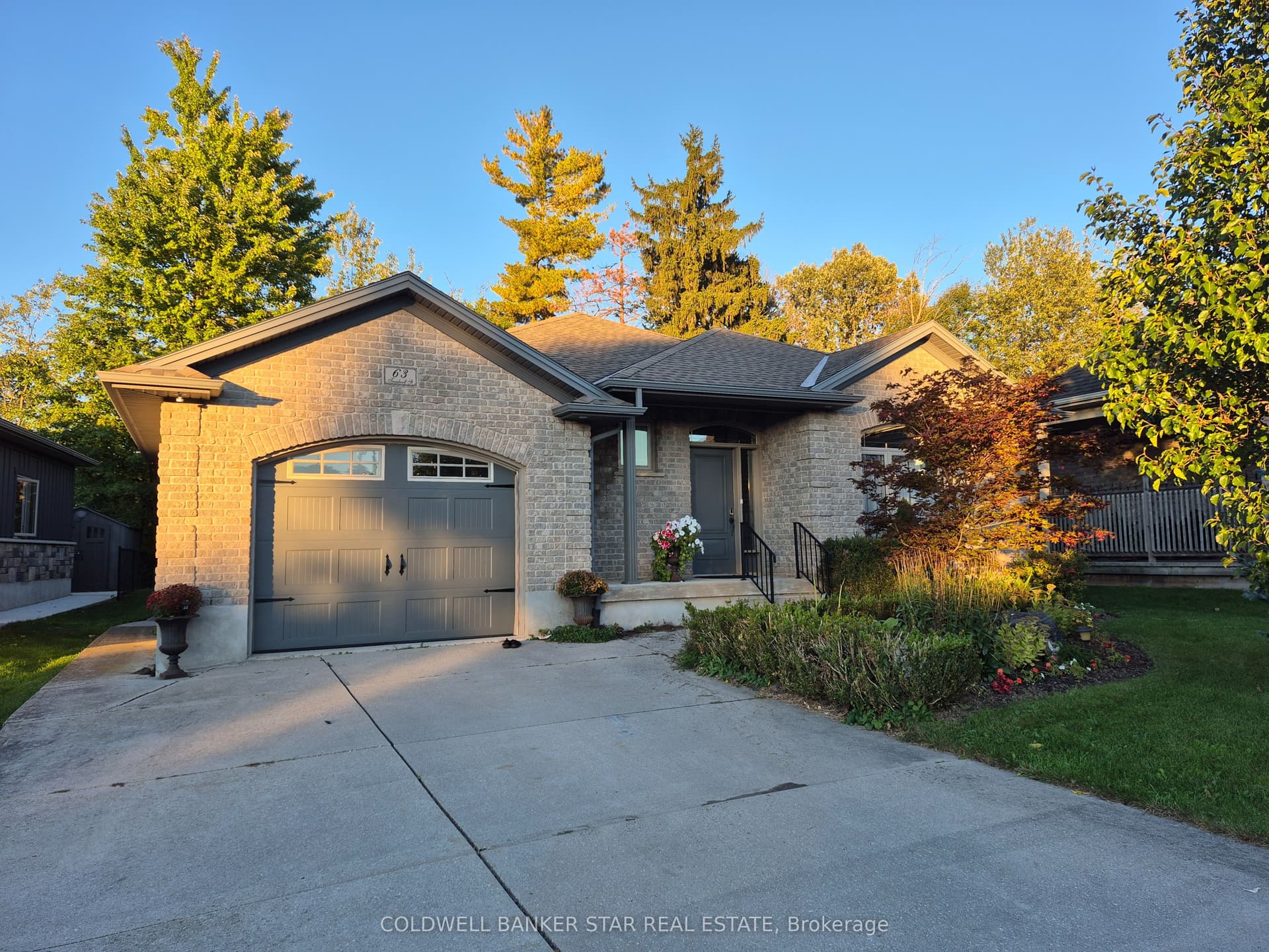 63 TREADWELL Street, Aylmer, ON N5H 3J5