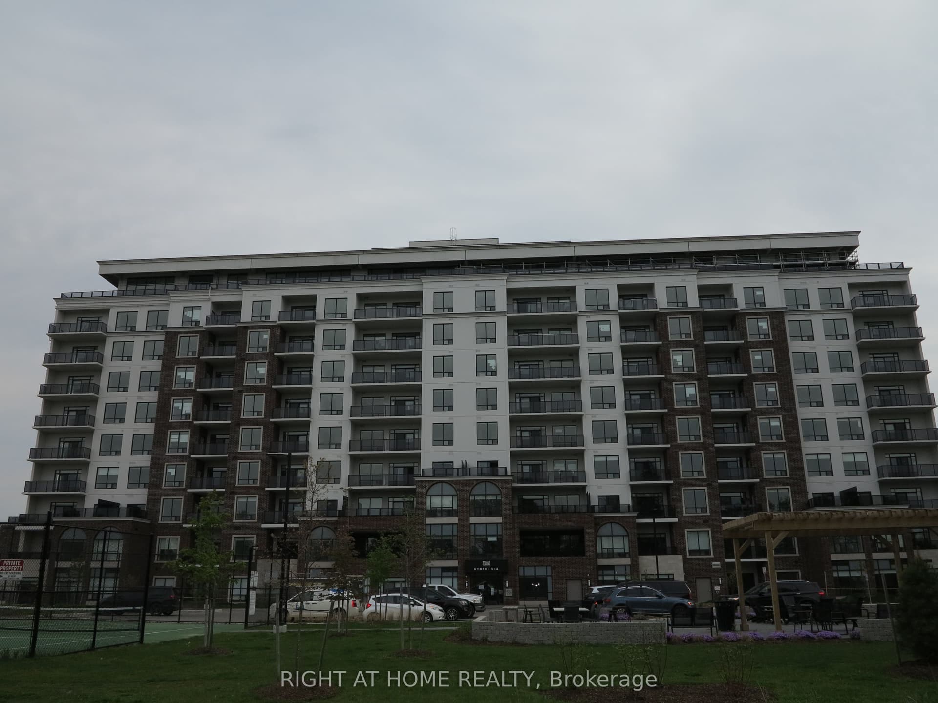 480 CALLAWAY Road 308, London North, ON N6G 0N8