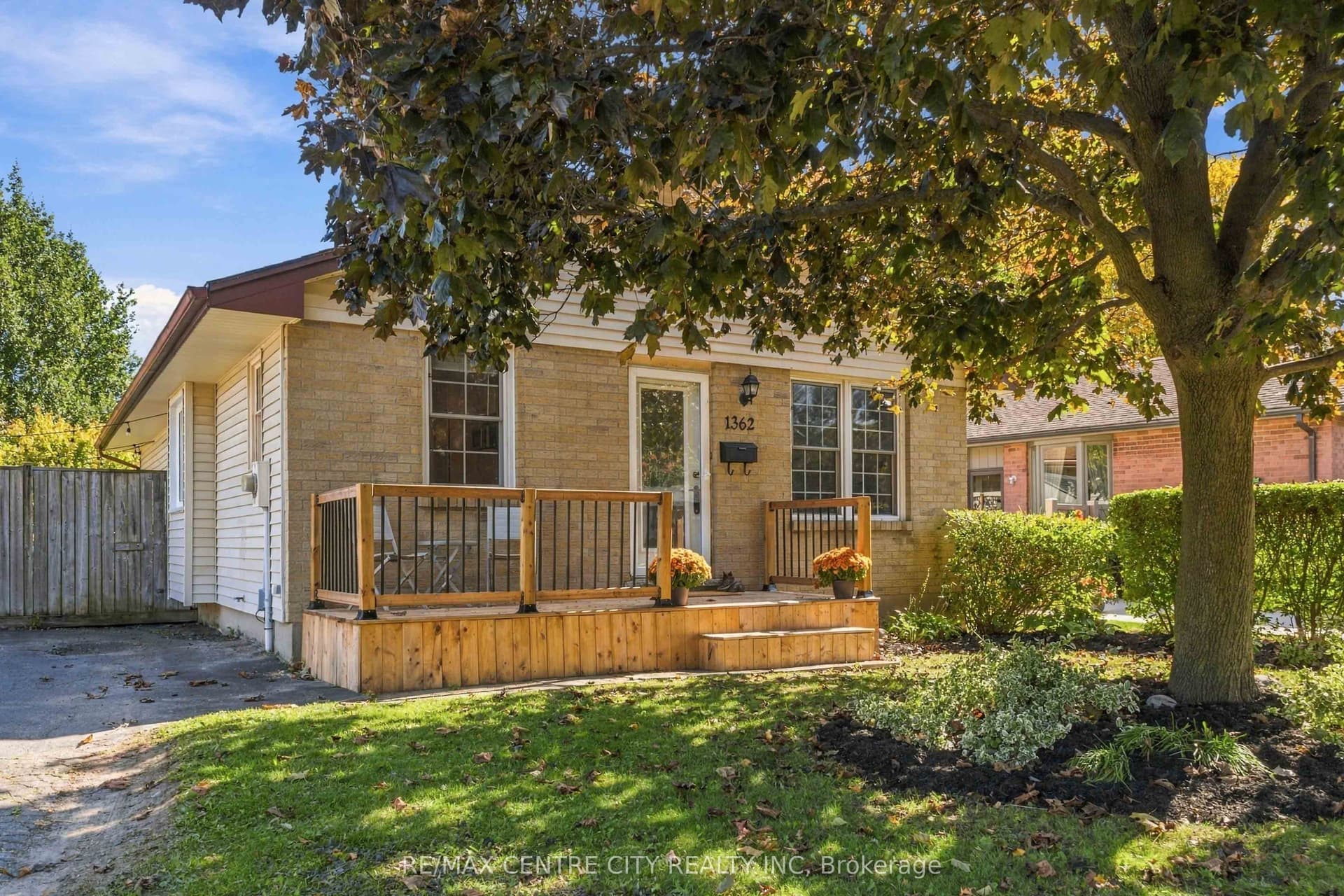 1362 Aldersbrook Road, London North, ON N6G 3J3
