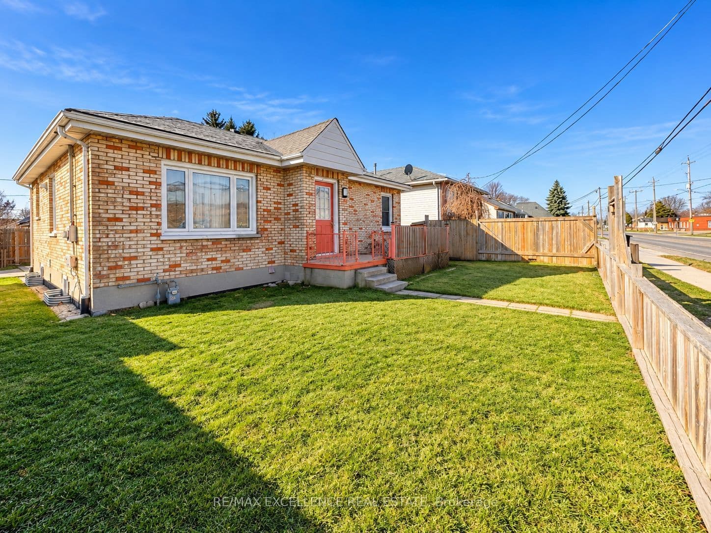 1227 Trafalgar Street, London East, ON N5Z 1H6