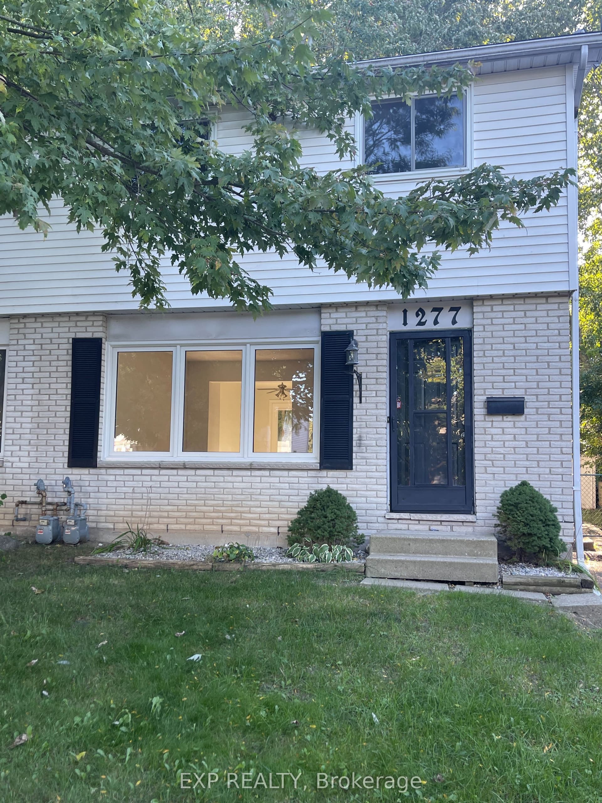 1277 Limberlost Road, London North, ON N6G 3M3