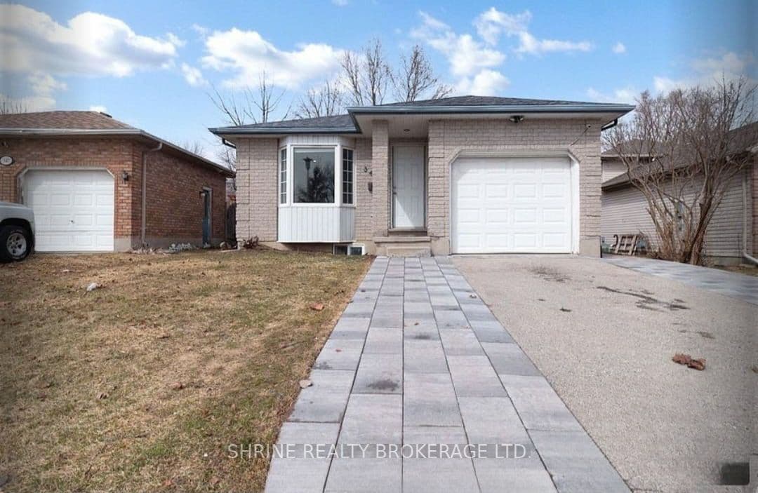 343 FLEMING Drive Bedroom, London East, ON N5V 4Y6